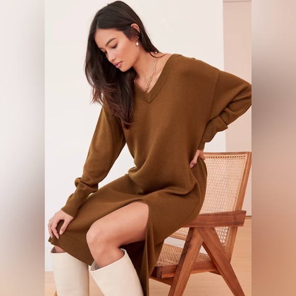 Aritzia Dresses & Skirts - ARITZIA WILFRED cyprie dress merino wool long sleeve vneck sweater dress small